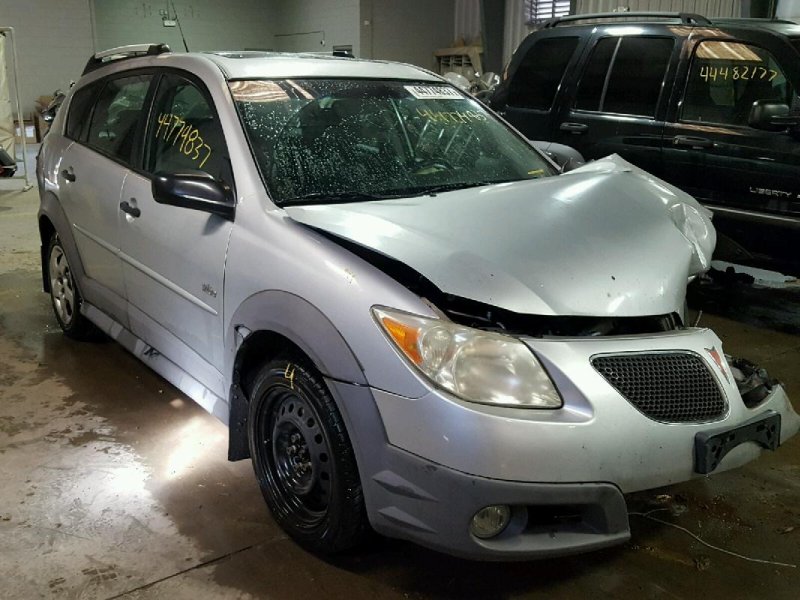 Pontiac Vibe 2005 год