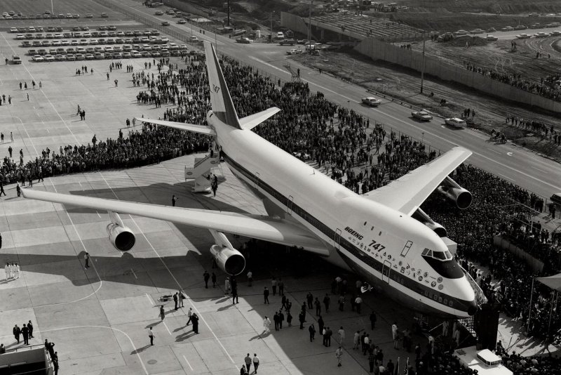 Первый Боинг 747