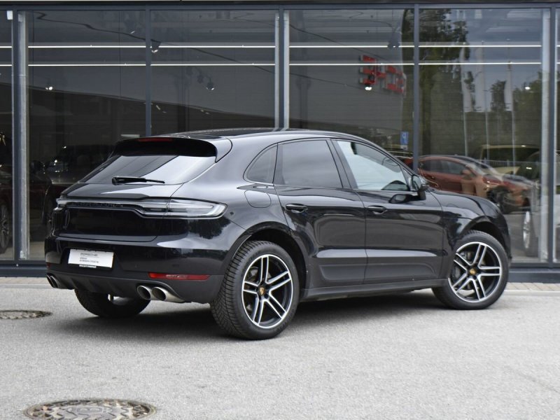 Новый Porsche Macan 2022 ev