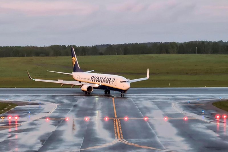 Самолет Ryanair