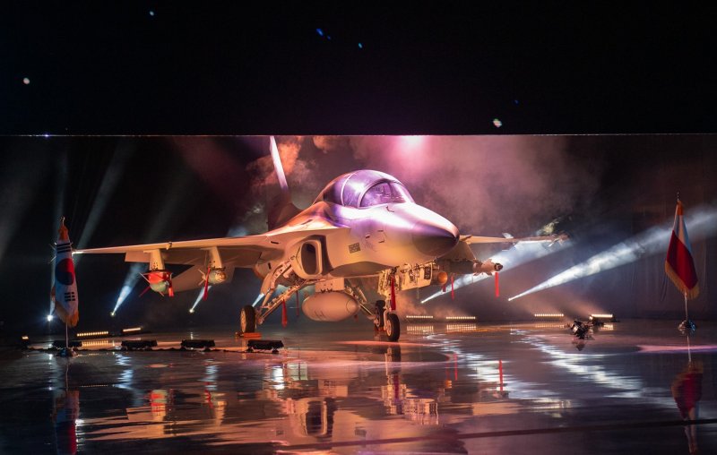 Самолет Су-57