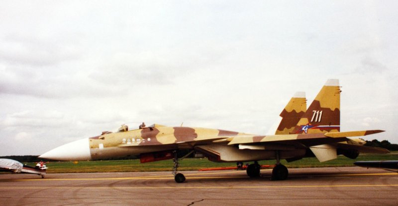 Су 37 шасси