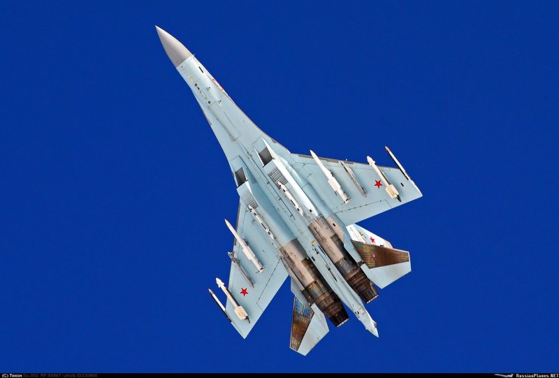 Су 27 вид снизу