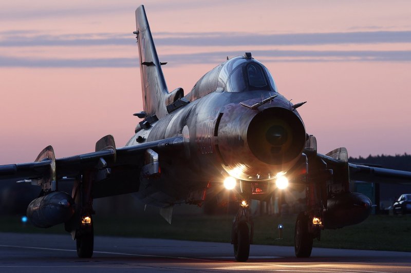 Су-17 истребитель-бомбардировщик