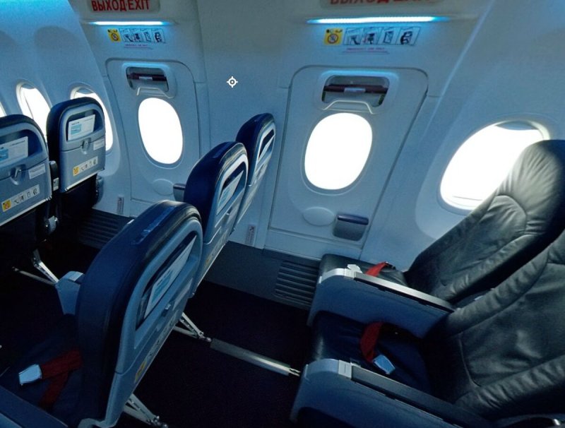 Салон самолета Боинг 737
