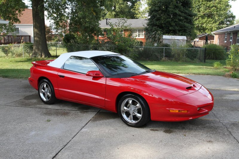 Pontiac Firebird 4