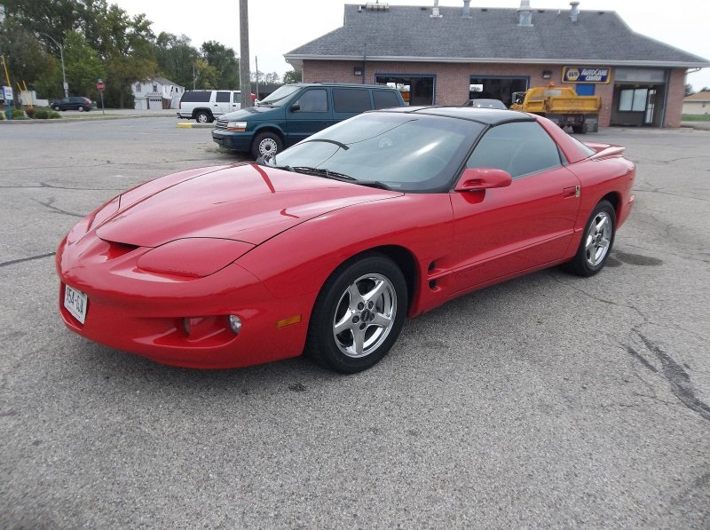 Pontiac Trans am 2002