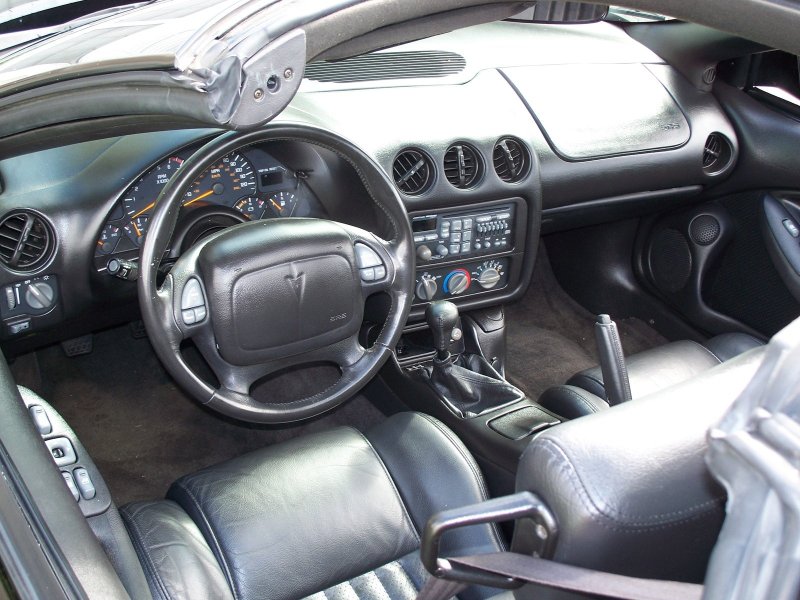 Pontiac Bonneville 1993 Interior