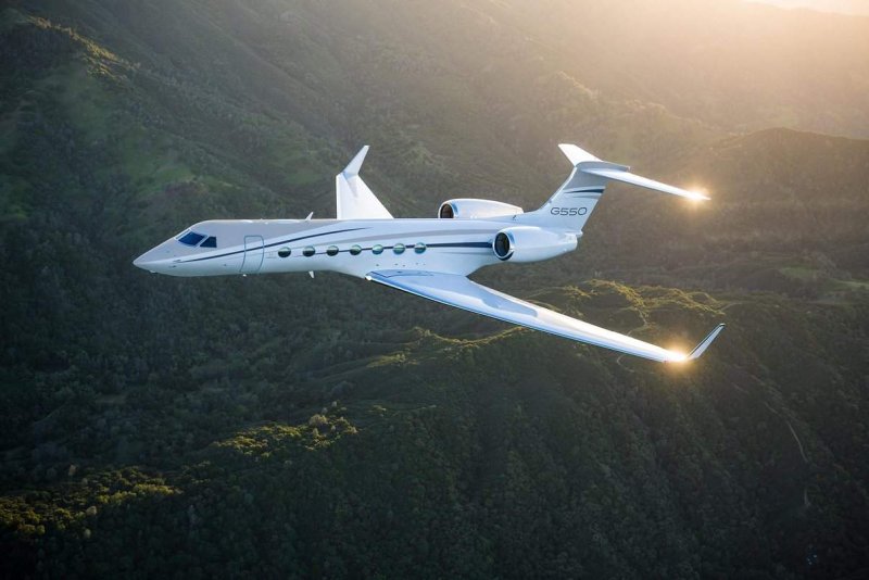 Гольфстрим g550