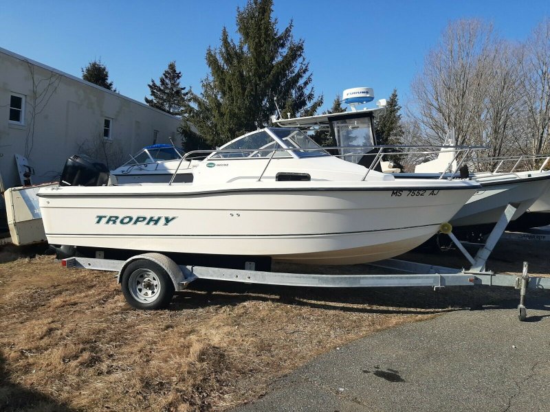 Trophy 1802wa