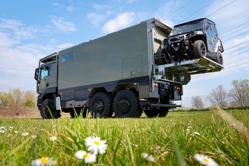 Man 8x8 автодом