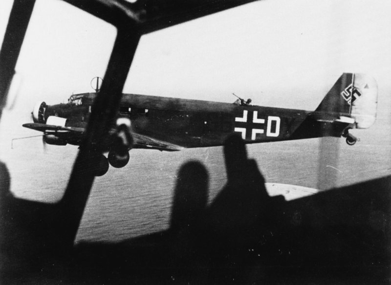 Самолёт немецкий ju-52