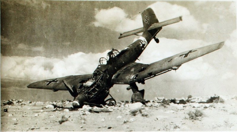 Немецкий пикирующий бомбардировщик Юнкерс ju87