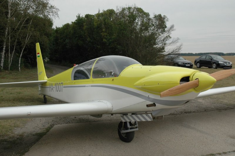 Air Pro 1977 RF-5w