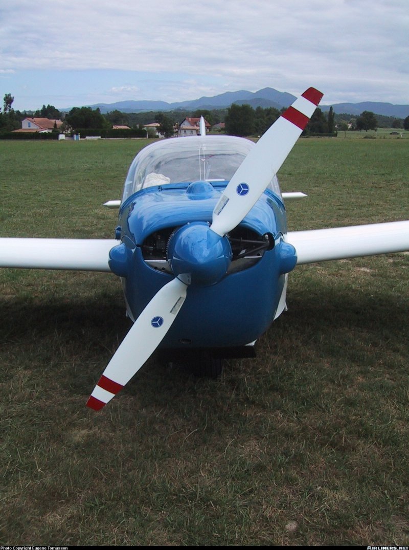 Мотопланер SF 25