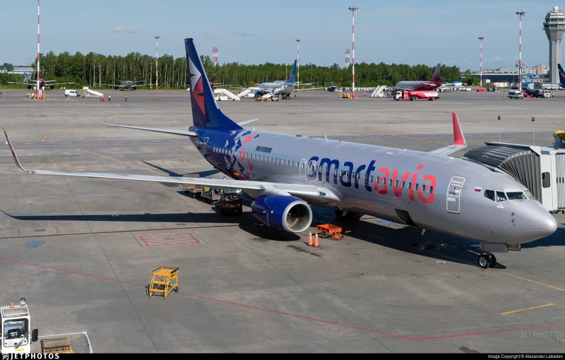 Самолёт Боинг 737-800 Смартавиа