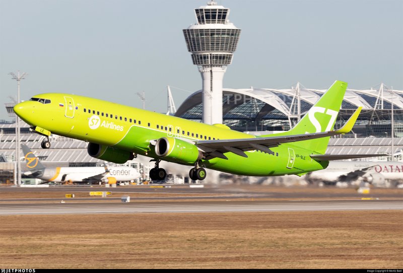 Боинг 737 s7