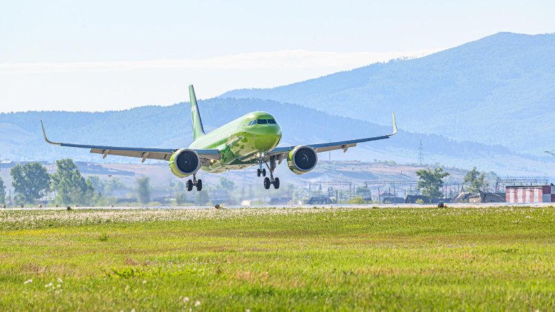 Самолёт s7 Airlines