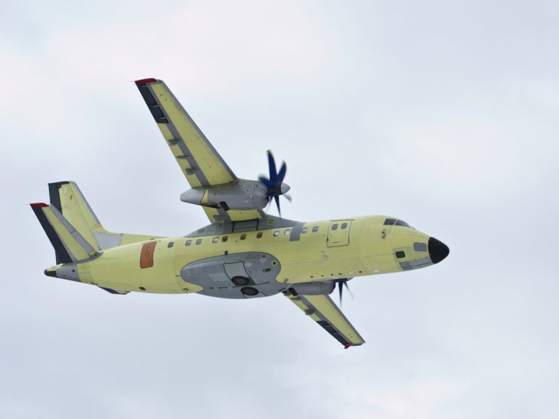 АН-140 шасси