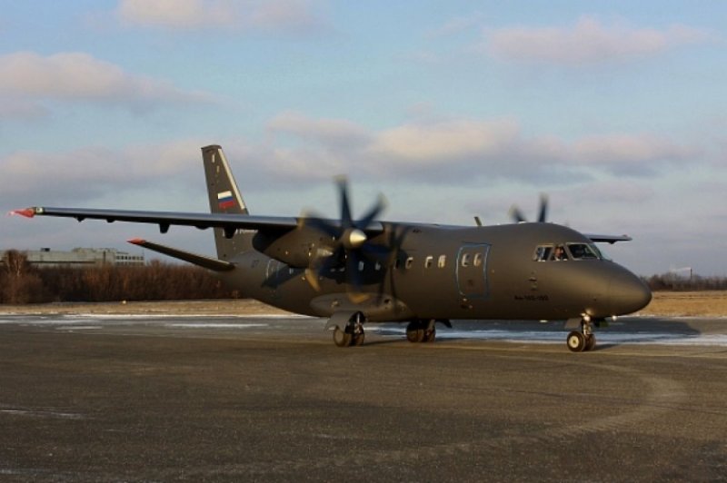 АН 140 грузовой