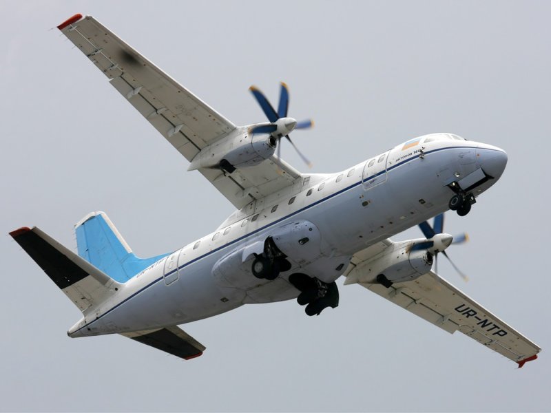 Ил112в и ан140