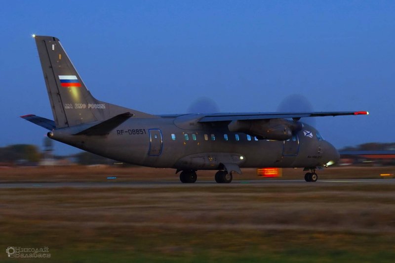 Турбовинтовой самолет АН-140