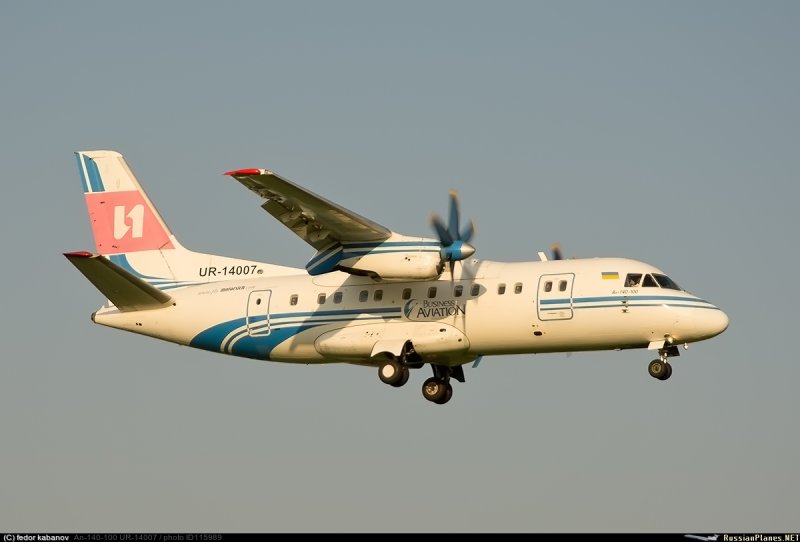Antonov an-140-100