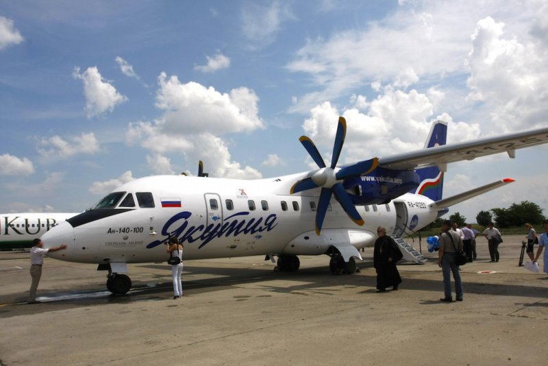 Турбовинтовой самолет АН-140
