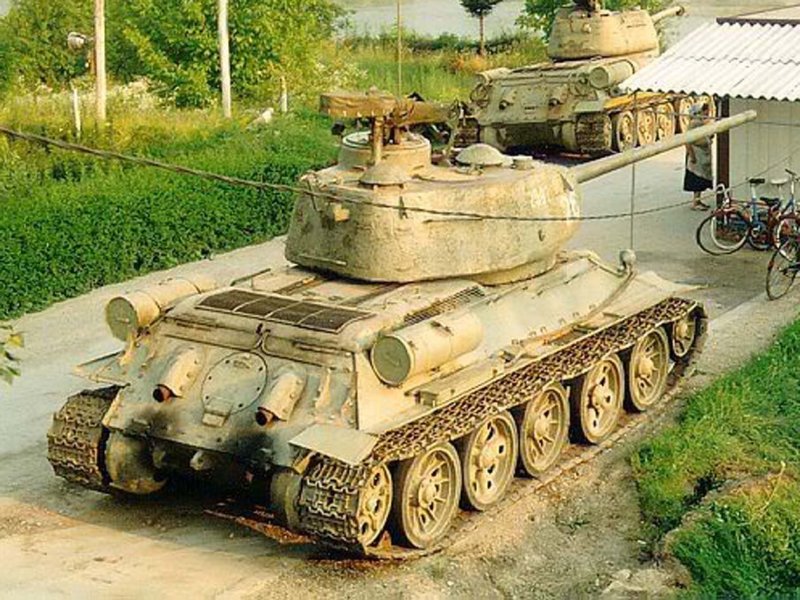 Югославские т 34 85