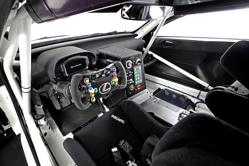 MCLAREN gt3 Cockpit