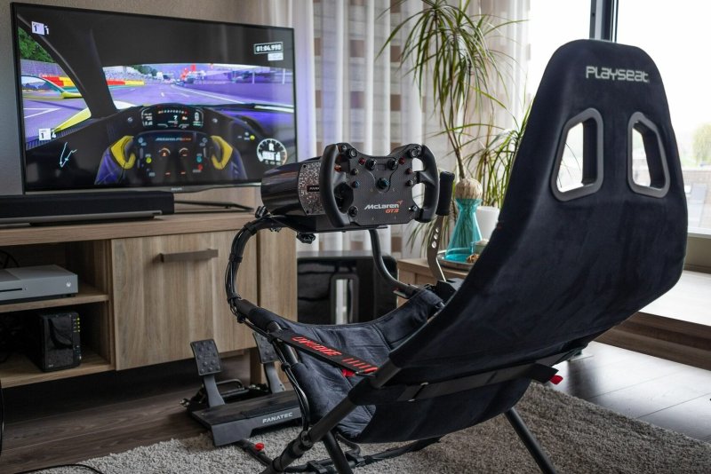 Кокпит Playseat Challenge