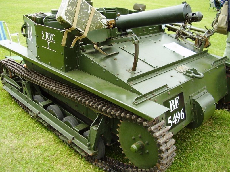 Танкетка «Vickers» Carden Loyd