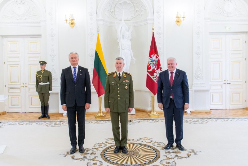 Командование войсками