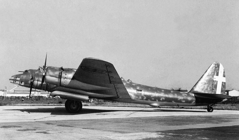 Тяжелый бомбардировщик Piaggio p.108b
