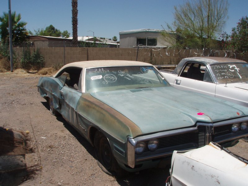 Pontiac Bonneville 1968 sedan