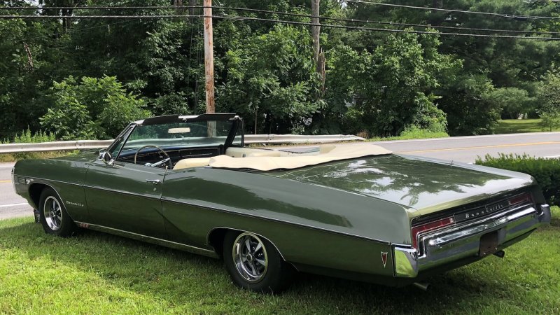 Pontiac Bonneville 1968 sedan