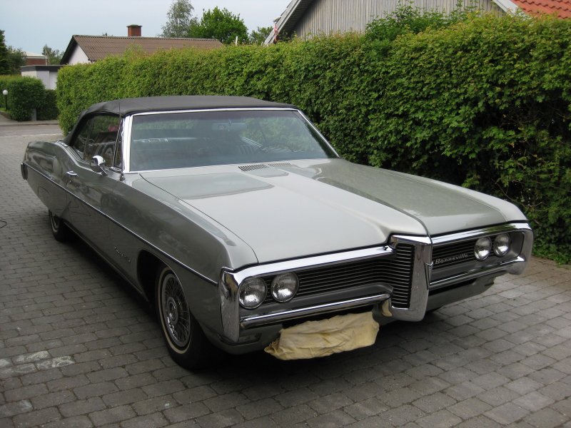 Pontiac Bonneville автомобили Pontiac