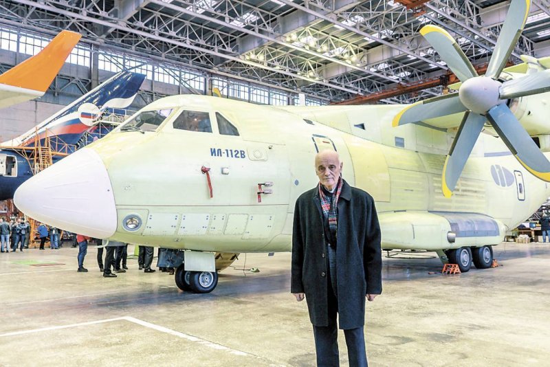 Транспортник ил-112в