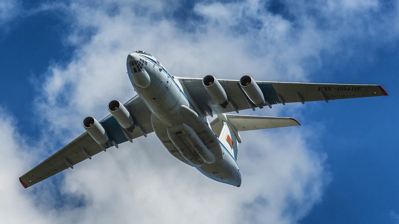 Самолет ил 76 МД