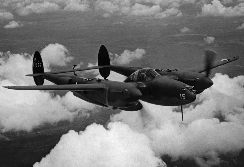 Самолёт Lockheed p-38 Lightning