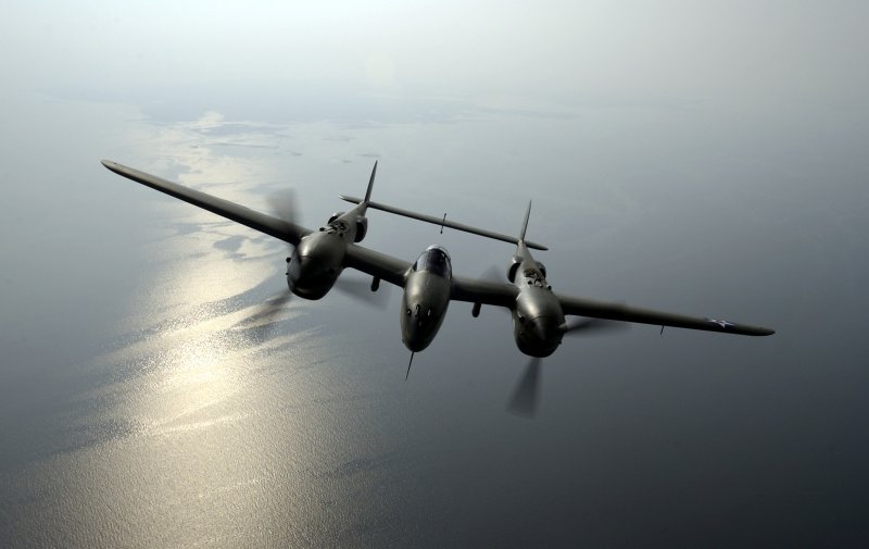 Самолёт Lockheed p-38 Lightning