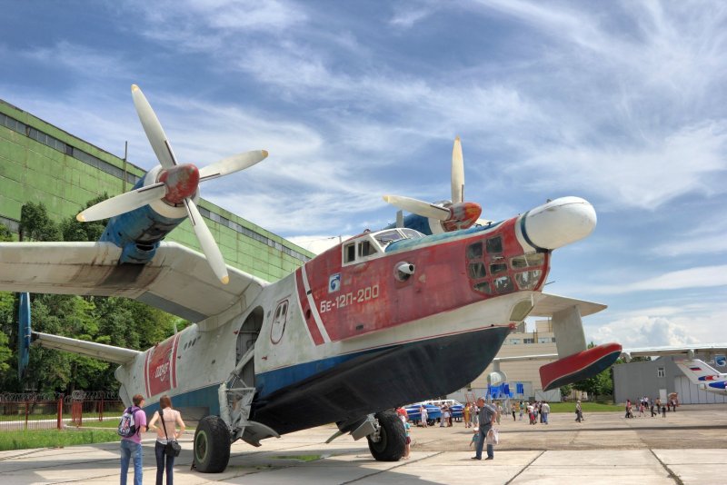 Бе-200 гидросамолёт самолёты Бериева