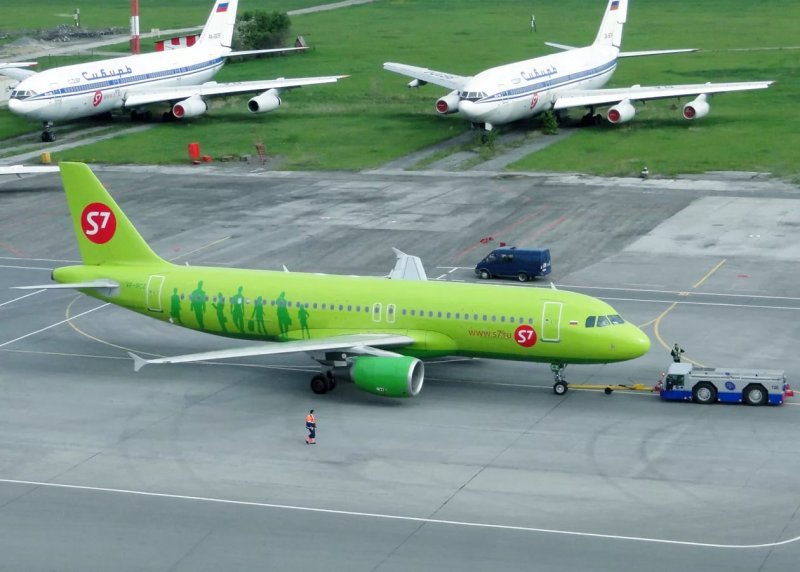 Самолёт Airbus a321 s7