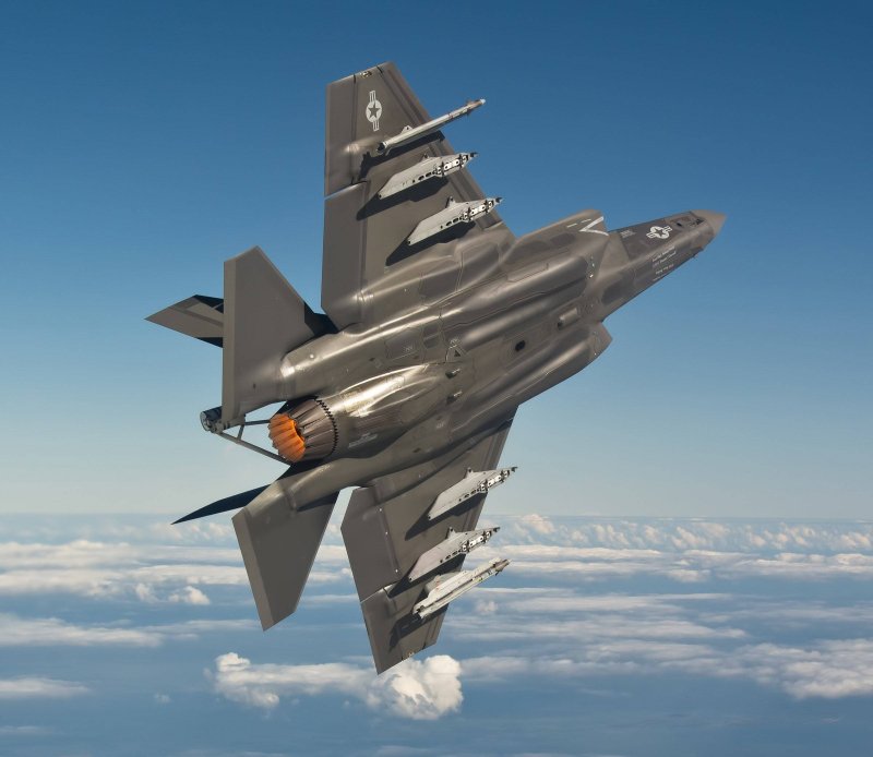 F 35 истребитель
