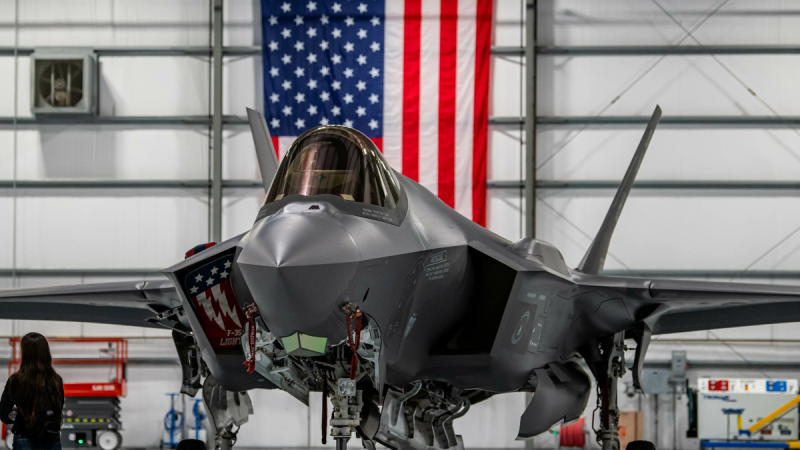 F-35 Лайтнинг II