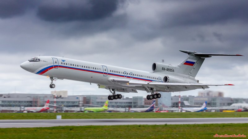 Ту-154 пассажирский самолёт