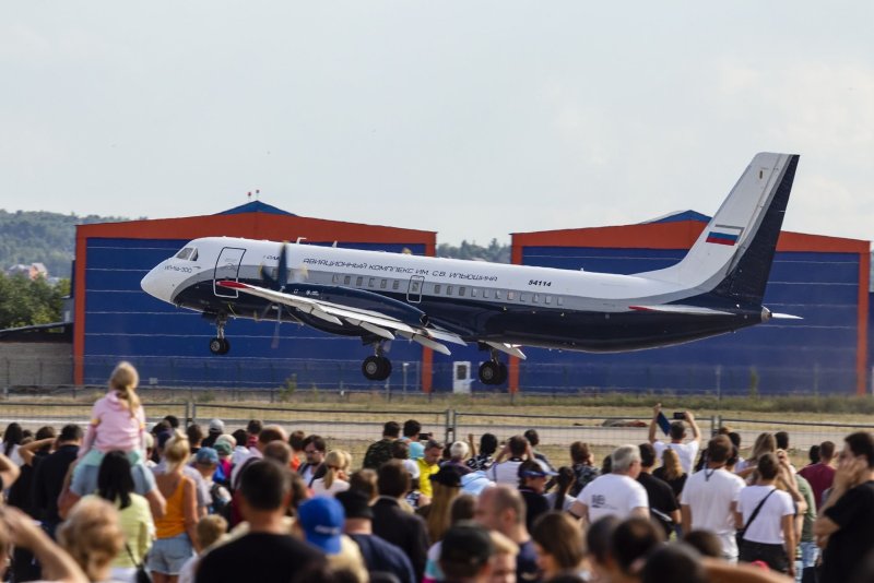 Ил-114-300 интерьер