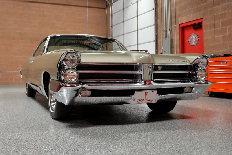 1965 Pontiac Bonneville Sport Coupe