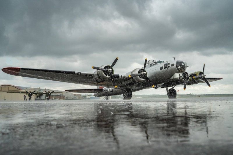 Бомбардировщик b-17g