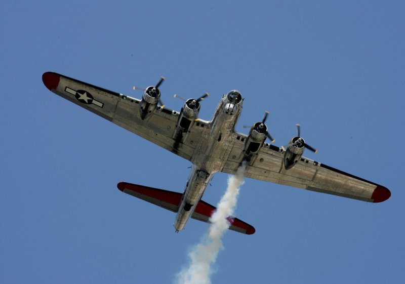 B17 самолет